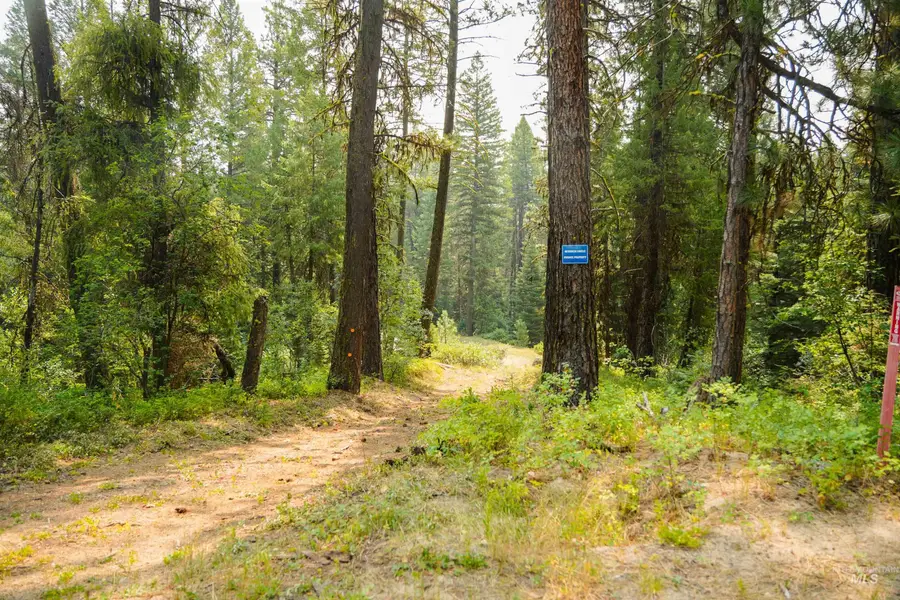 40 Ranch Circle, Cascade, ID 83611 - #3