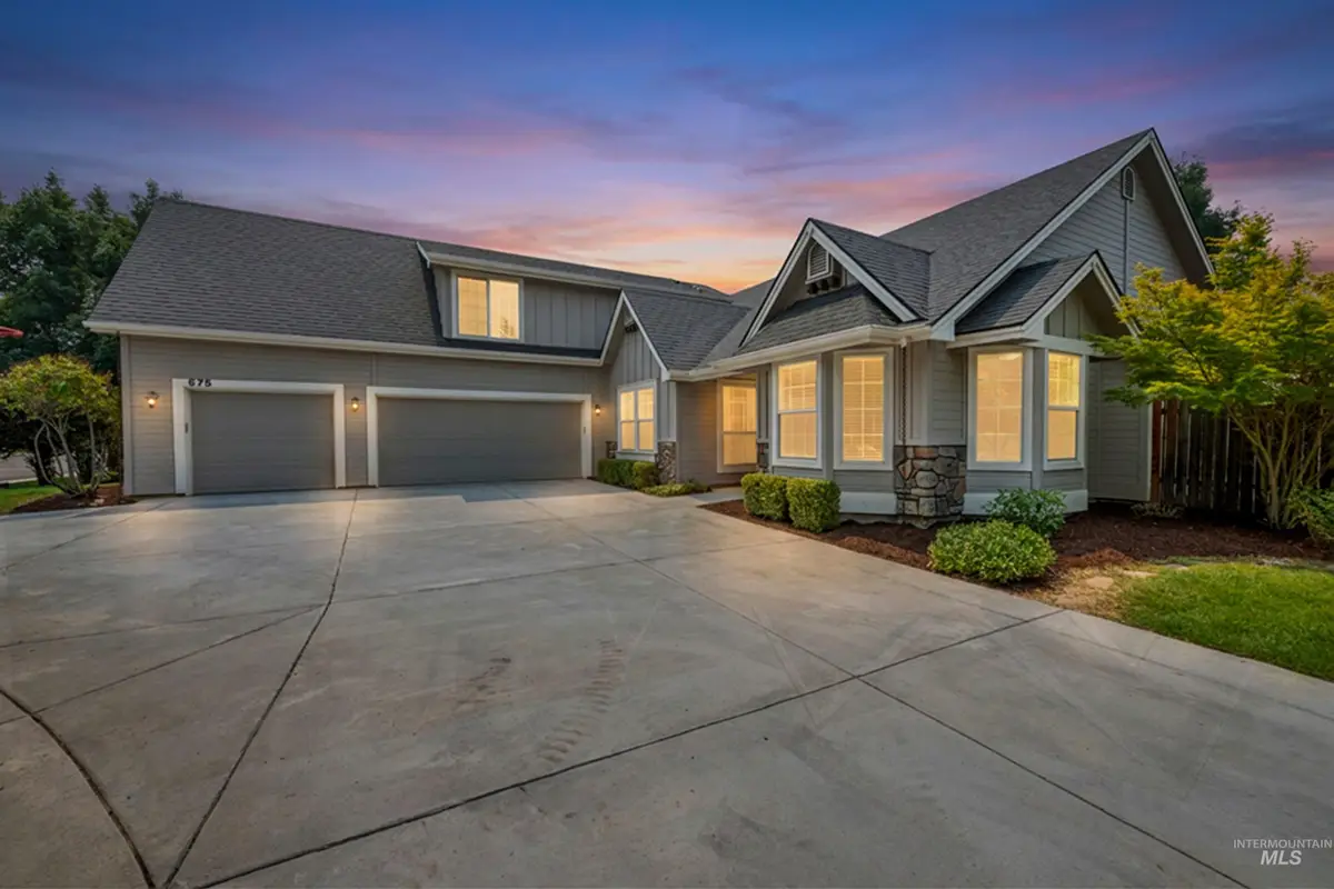 575 N Lyngate Ct, Star, ID 83669 - #1