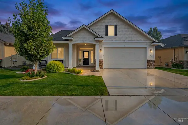 256 E Edmonds Dr, Meridian, ID 83642