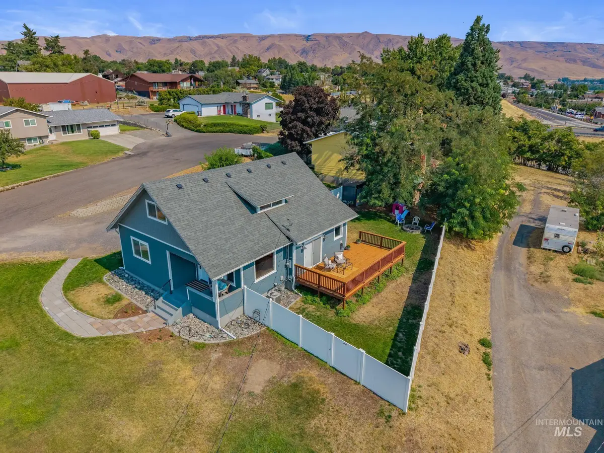 610 18th Ave, Clarkston, WA 99403 - #1