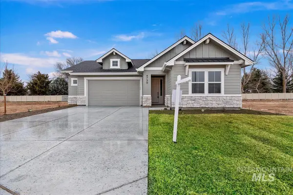 6914 W Tolland St, Eagle, ID 83616