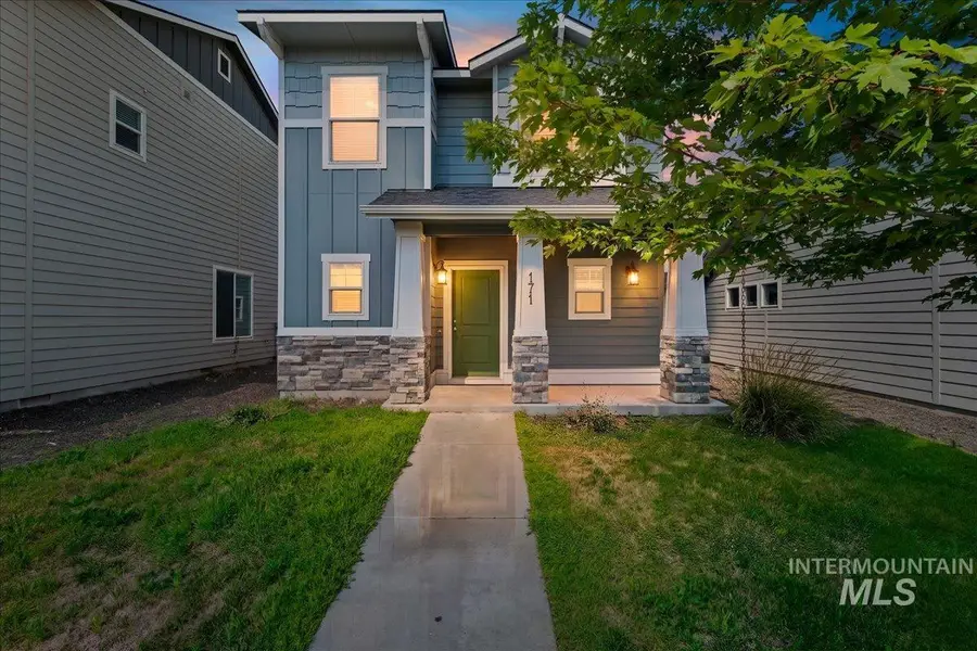 171 S Riggs Spring Ave, Meridian, ID 83642 - #2
