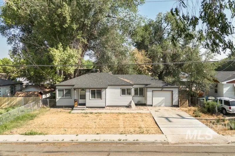 730 E Cedar St, Pocatello, ID 83201 - #2