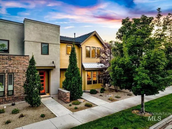 3985 E Parkcenter Blvd, Boise, ID 83716