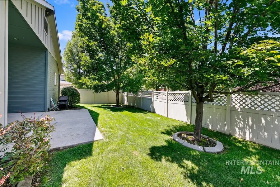 1528 W Arch Rock Street, Meridian, ID 83646 - #3