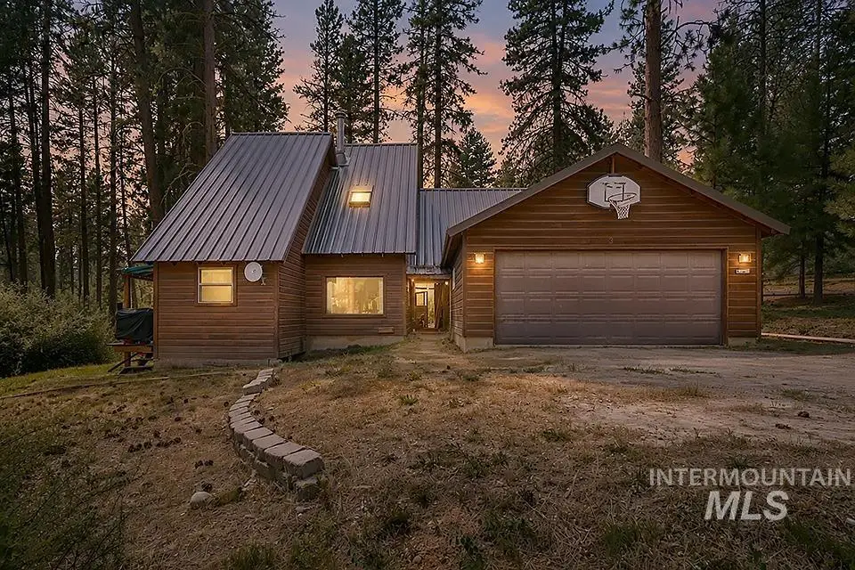 3 Bull Pine Rd, Idaho City, ID 83631 - #1