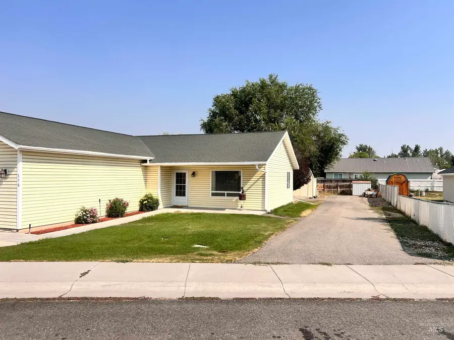 110 Knob St, Wendell, ID 83355 - #2