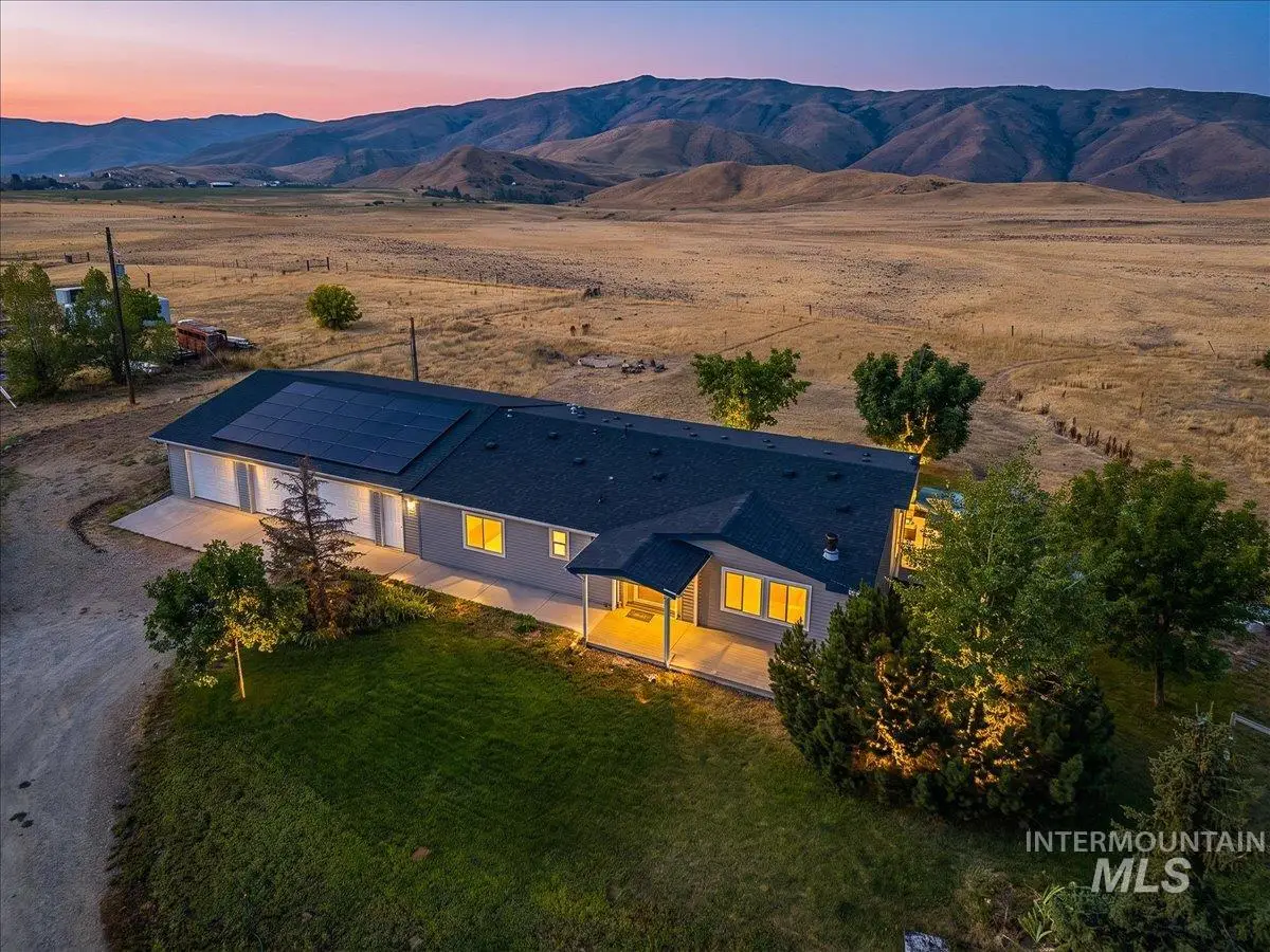 56 Jerusalem Rd, Horseshoe Bend, ID 83629 - #1
