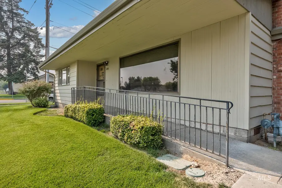 1093 SW 3rd Ave, Ontario, OR 97914 - #3