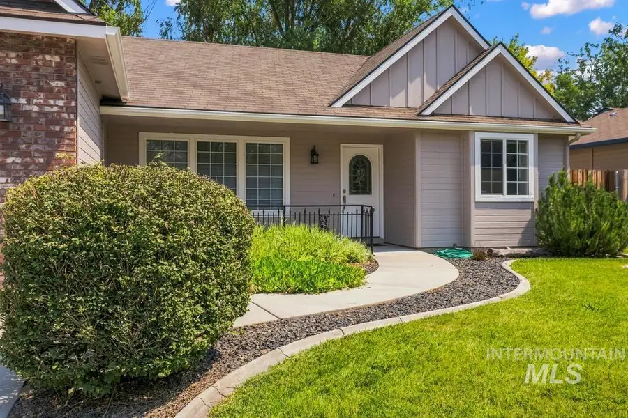 7710 N Dodgin Ave, Boise, ID 83714 - #3