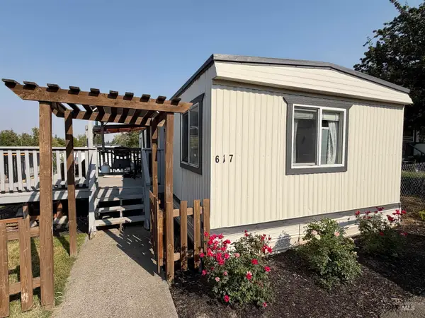 411 N Almon #617, Moscow, ID 83843