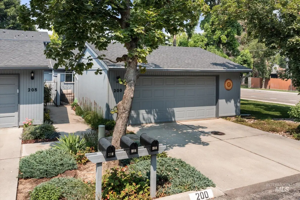 200 W Redfish Lane, Boise, ID 83706 - #1