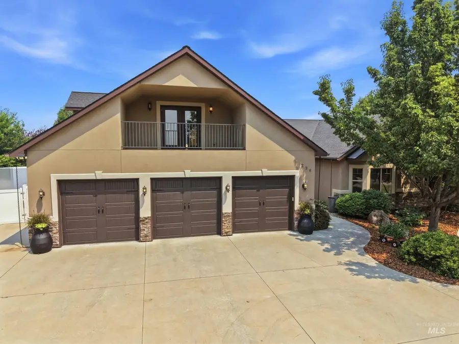 236 E Shafer View Dr, Meridian, ID 83642 - #3