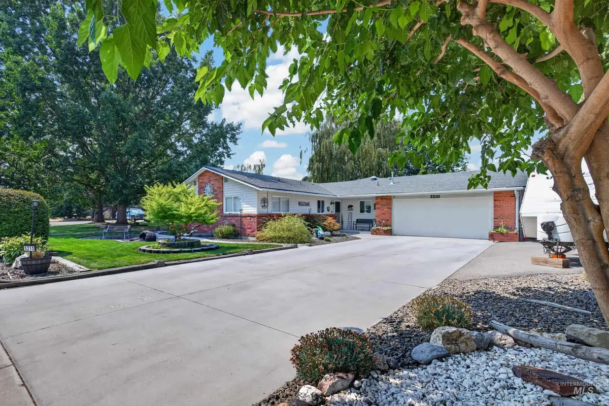 3210 Wisconsin Ave, Caldwell, ID 83605 - #1