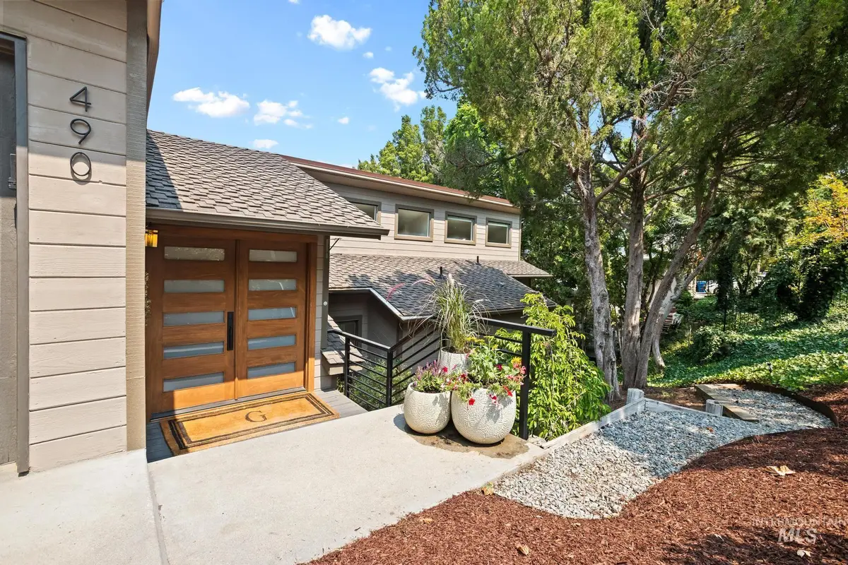 490 E Balmoral Rd, Boise, ID 83702 - #1