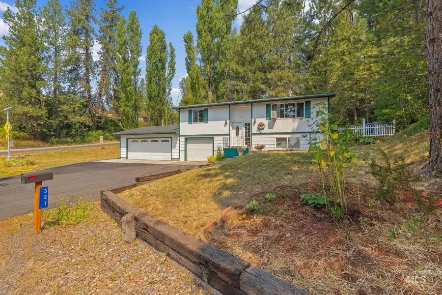 321 Monica St, Troy, ID 83871 - #2