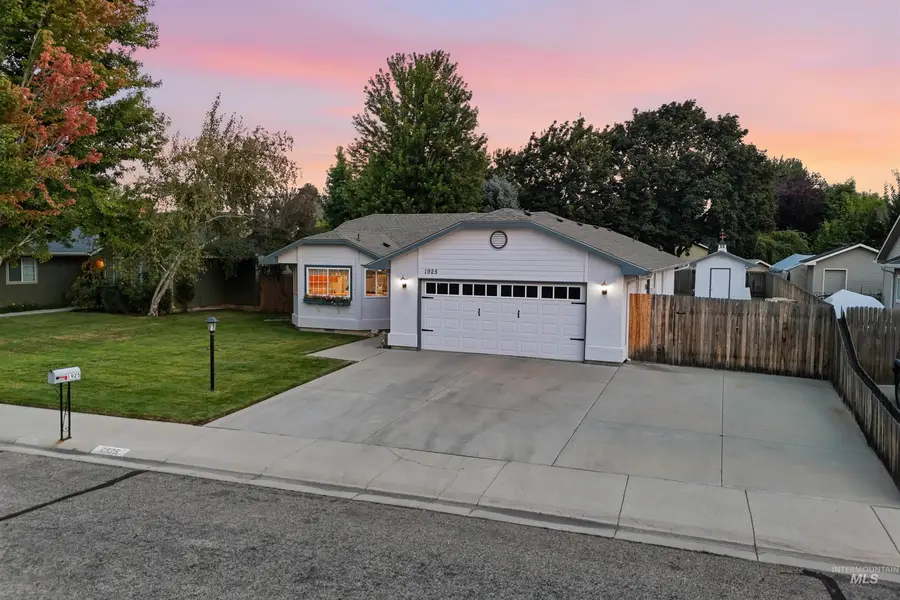 1925 E Challis Dr, Meridian, ID 83646 - #2