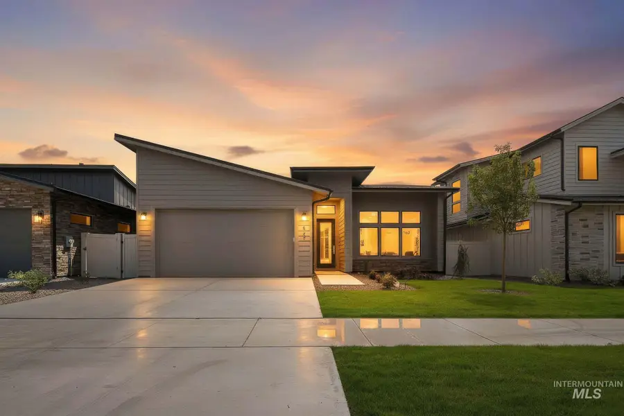 629 W Wrangler, Meridian, ID 83646 - #2