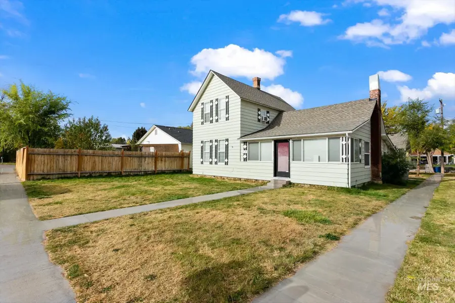 219 24th Ave S., Nampa, ID 83651 - #2