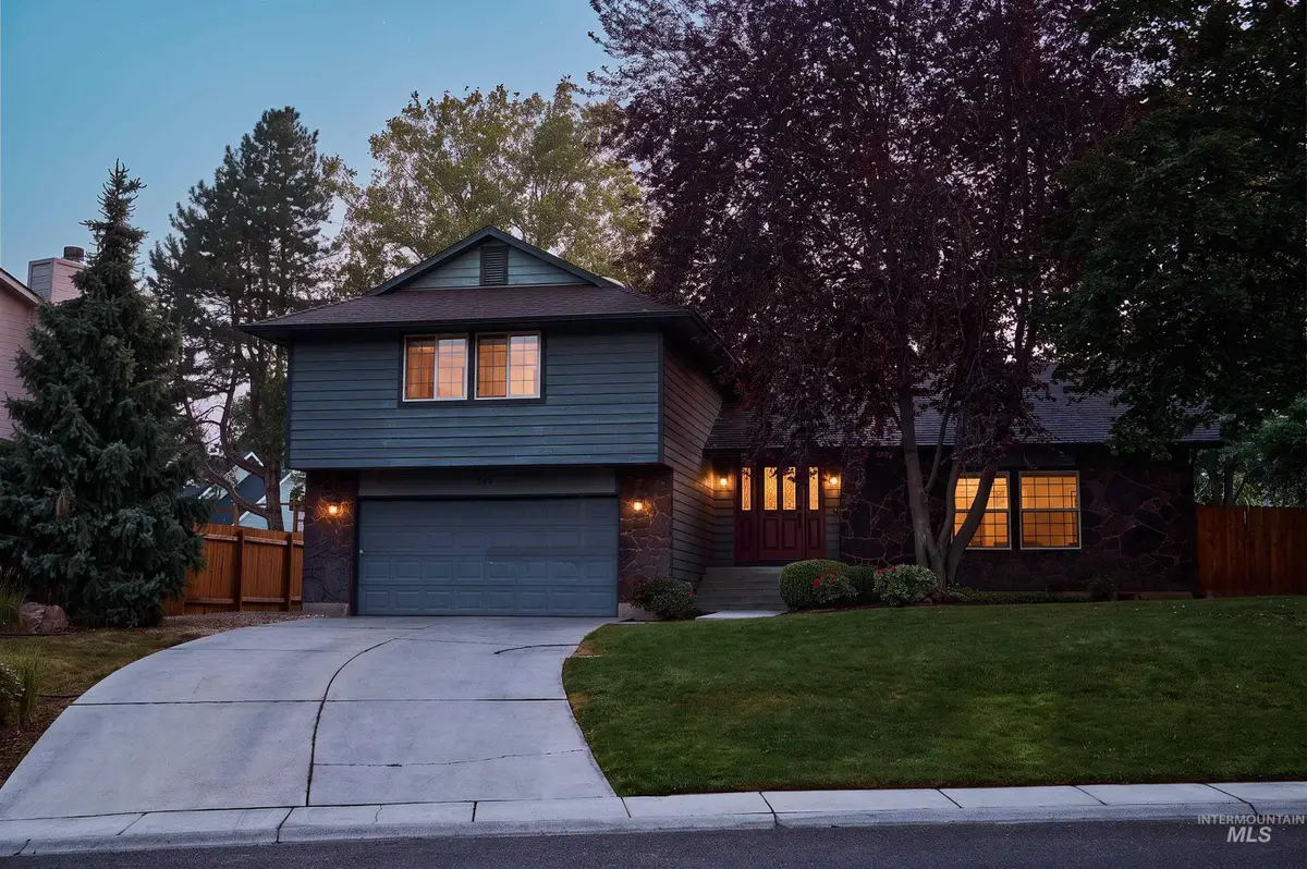 568 N Palmetto, Eagle, ID 83616 - #1