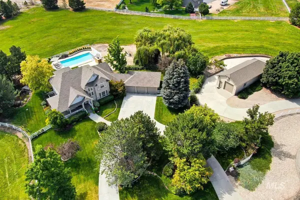 1821 W Verneal Ct, Meridian, ID 83642