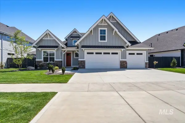 5869 Pinpoint Way, Meridian, ID 83642