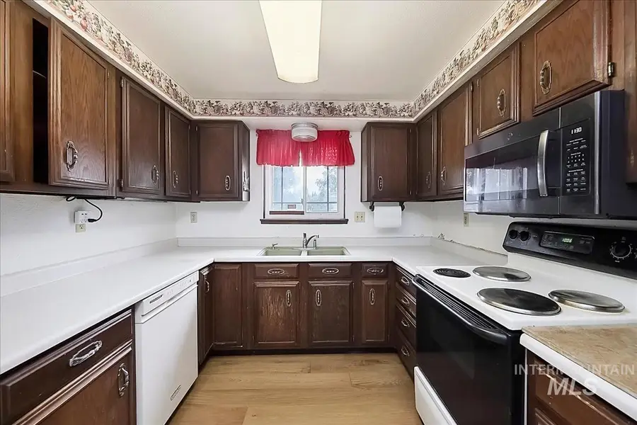 22081 Jeanne, Caldwell, ID 83607 - #3