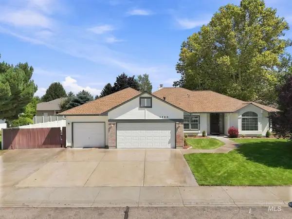 1720 N Summertree Way, Meridian, ID 83646