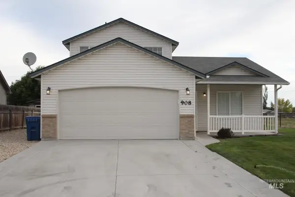 908 S Lily St., Nampa, ID 83686