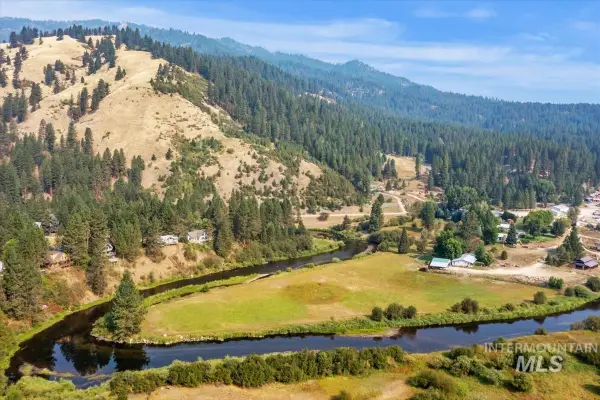23 Timber Lane, Garden Valley, ID 83622