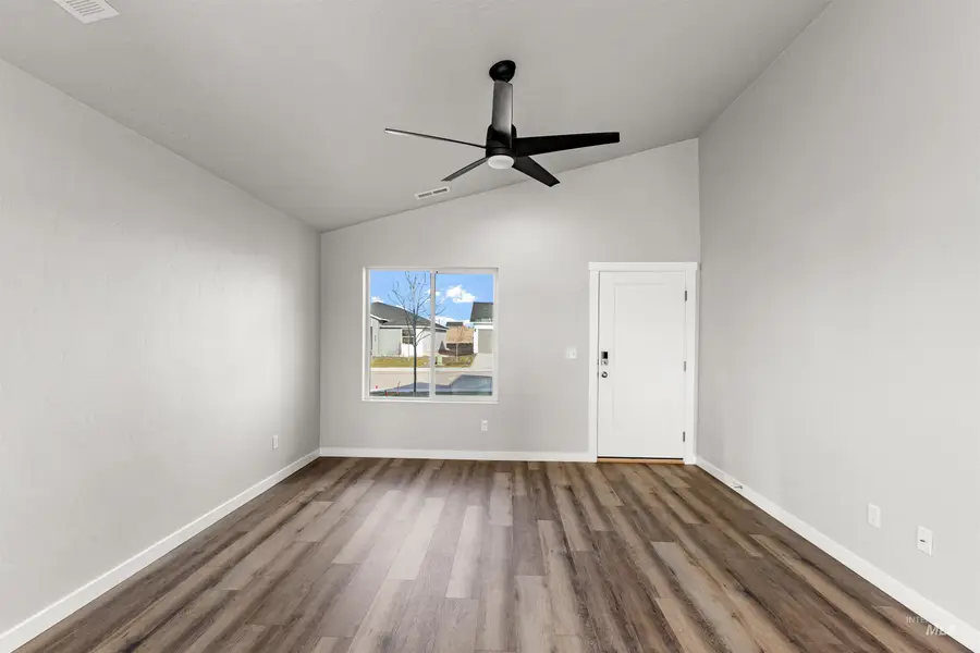 2550 W Tar Sands Dr, Kuna, ID 83634 - #2