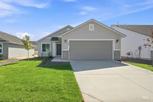 92 N Tideberry Ave, Kuna, ID 83634