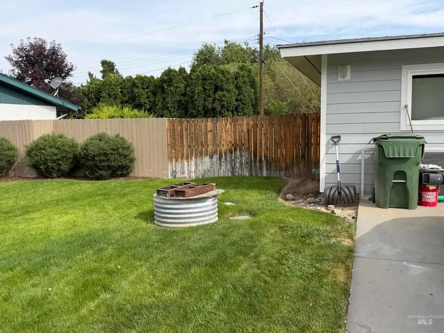 1309 SW 11th Ave, Ontario, OR 97914 - #2