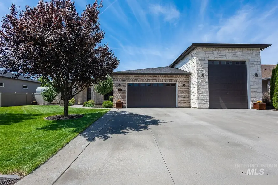 277 Dudley Ln., Nampa, ID 83687 - #2