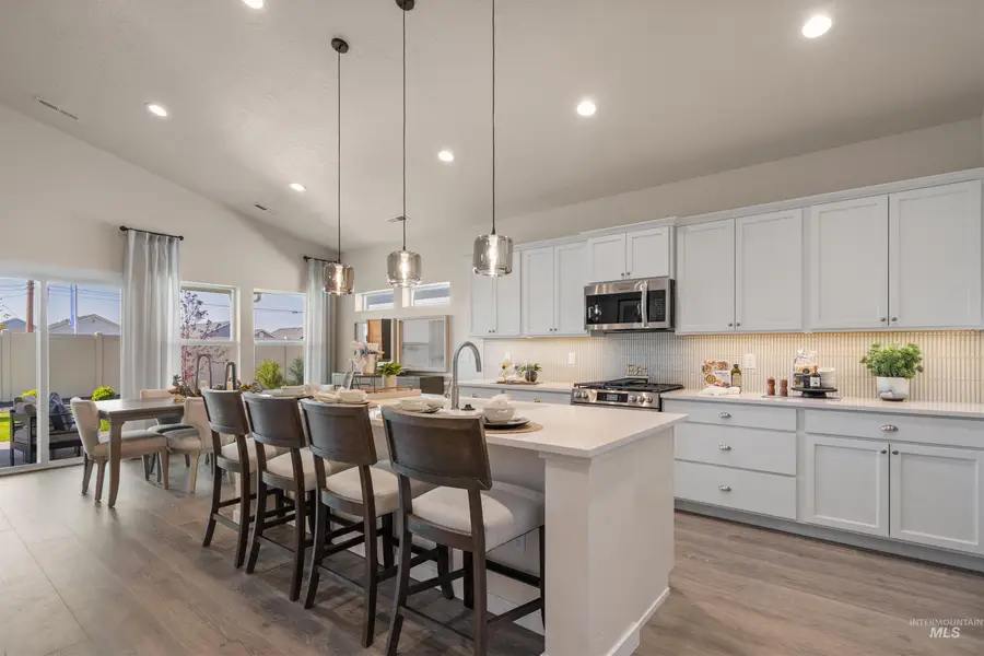 7621 E Dixon St, Nampa, ID 83687 - #3