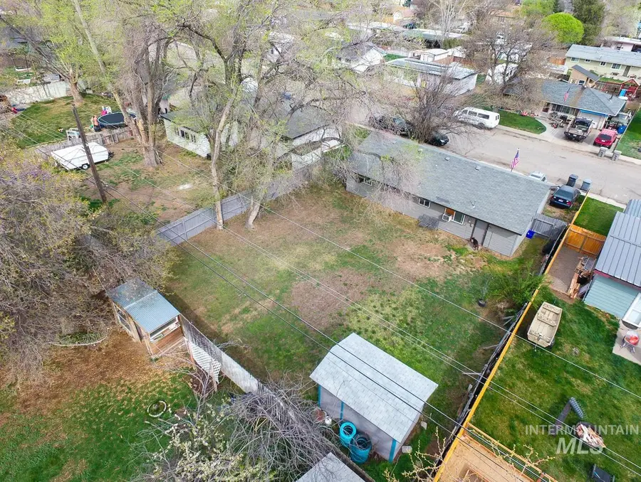 1045 E 16th N, Mountain Home, ID 83647 - #3