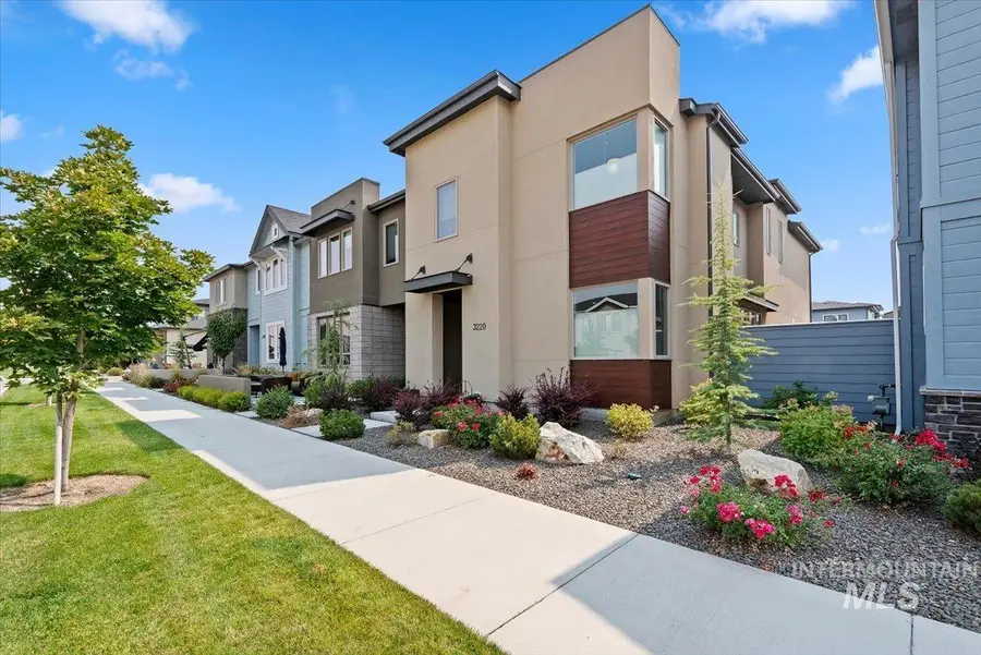 3220 S Shadywood Way, Boise, ID 83716 - #2
