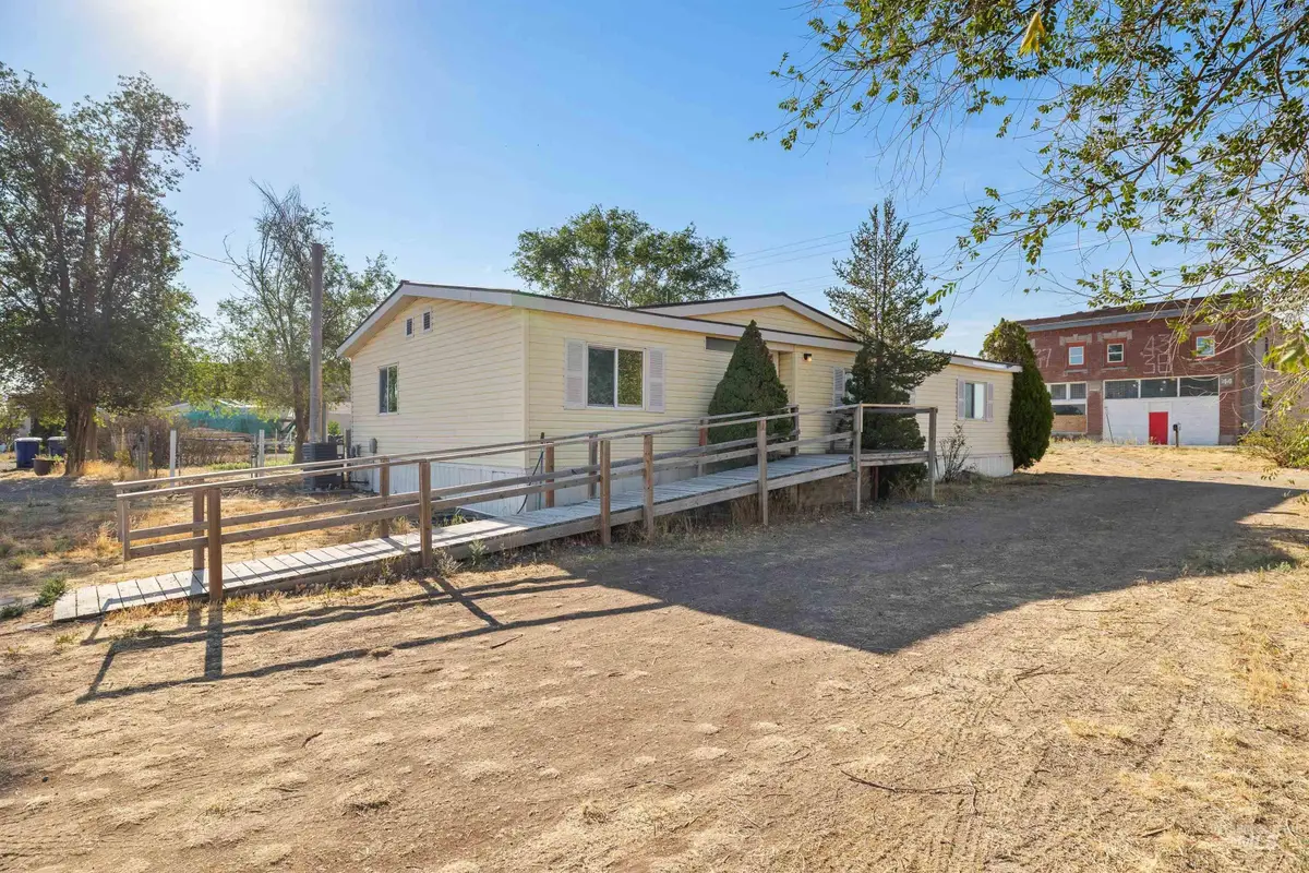 2451 Central Ave., Hollister, ID 83301 - #1