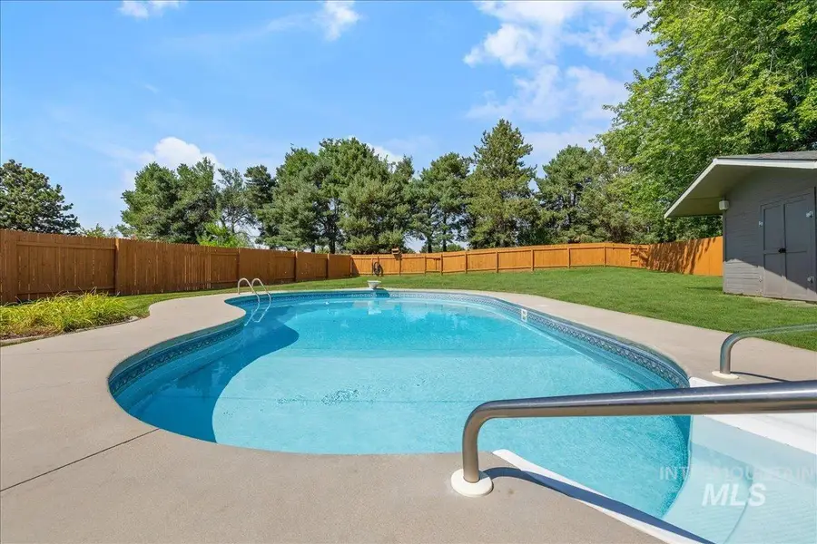 9752 W Bridgegate St, Boise, ID 83709 - #2