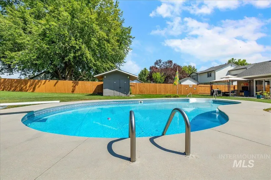 9752 W Bridgegate St, Boise, ID 83709 - #3