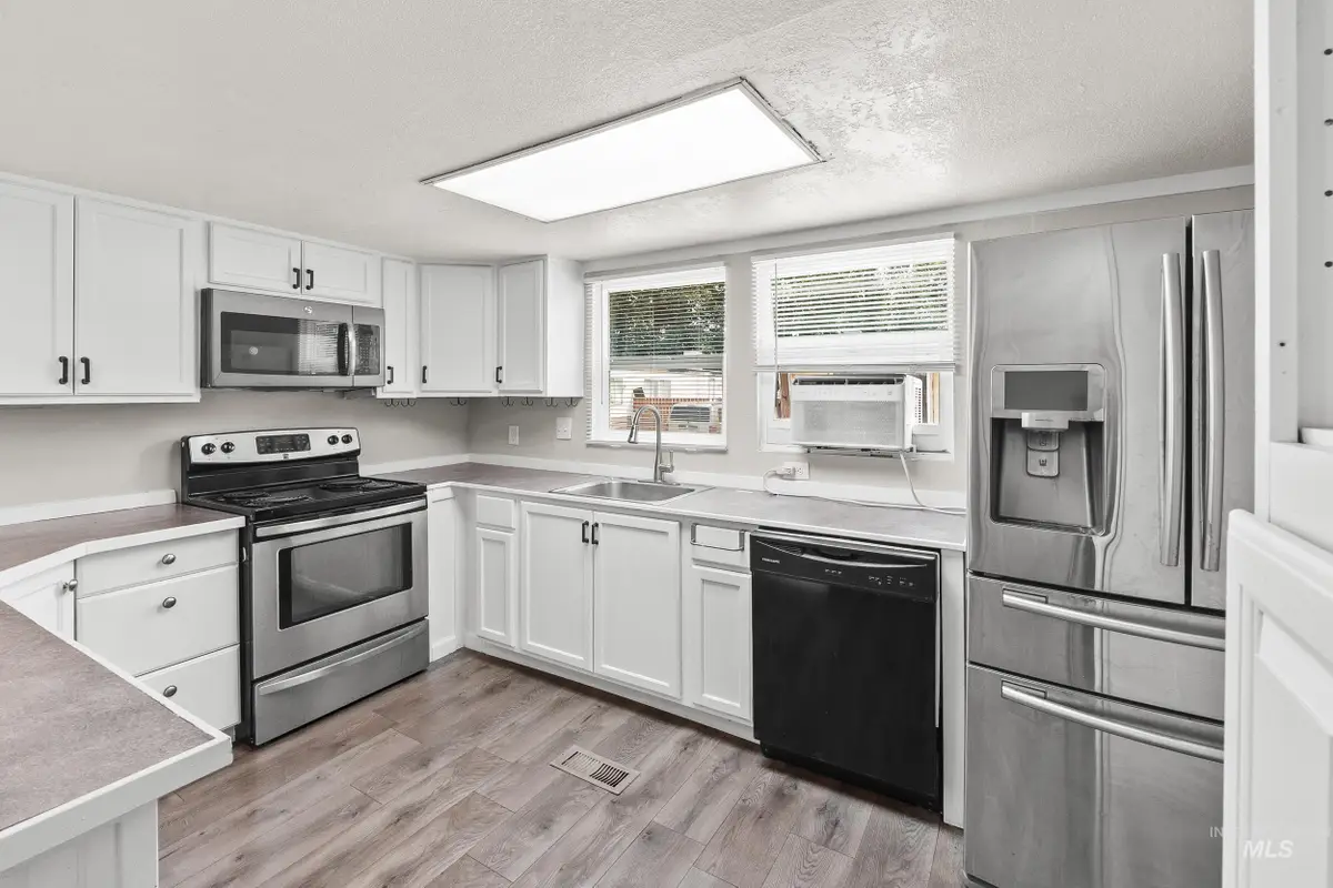 4620 N Pierce Park Ln #9, Boise, ID 83714 - #1