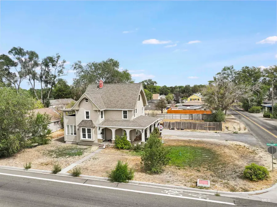 204 Harrison Street, Twin Falls, ID 83301 - #2