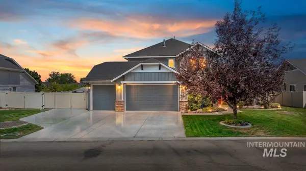 12562 S Carriage Hill Way, Nampa, ID 83686