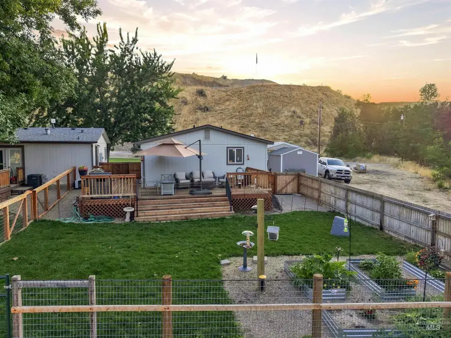 4940 W South Slope Rd, Emmett, ID 83617 - #3
