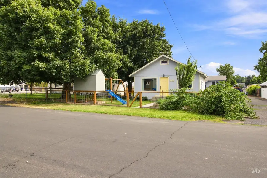 1232 & 1232 1/2 Grelle Ave., Lewiston, ID 83501 - #2