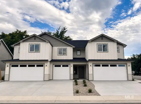 106 NE 3rd St. #End Unit, Fruitland, ID 83619