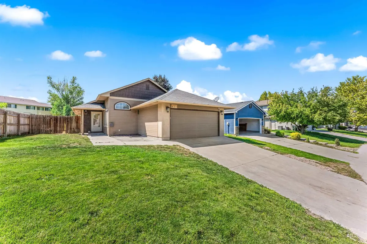 677 N Shady Grove Way, Kuna, ID 83634 - #1