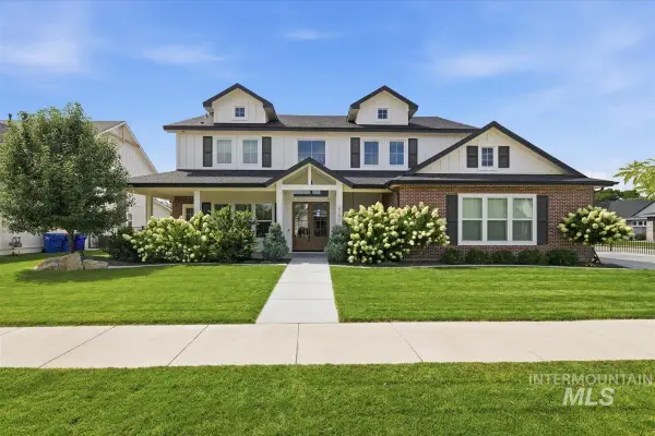 2751 N Yount Way, Eagle, ID 83616