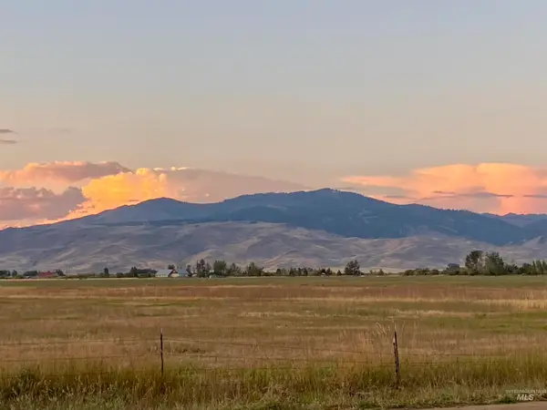 135 N 30 E, Fairfield, ID 83327