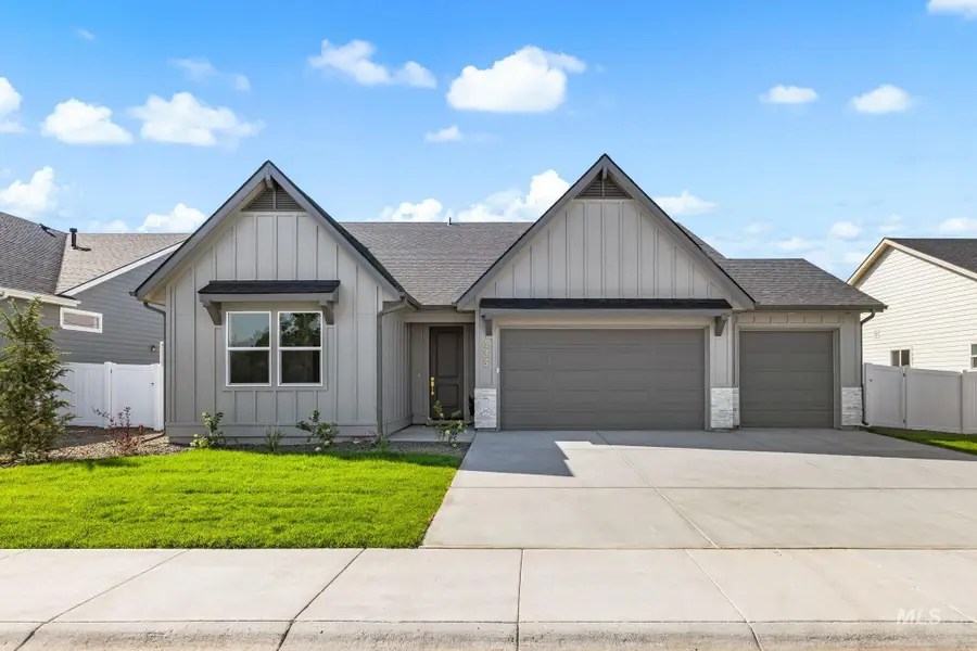 433 Hidden Mill Ct, Middleton, ID 83644 - #2
